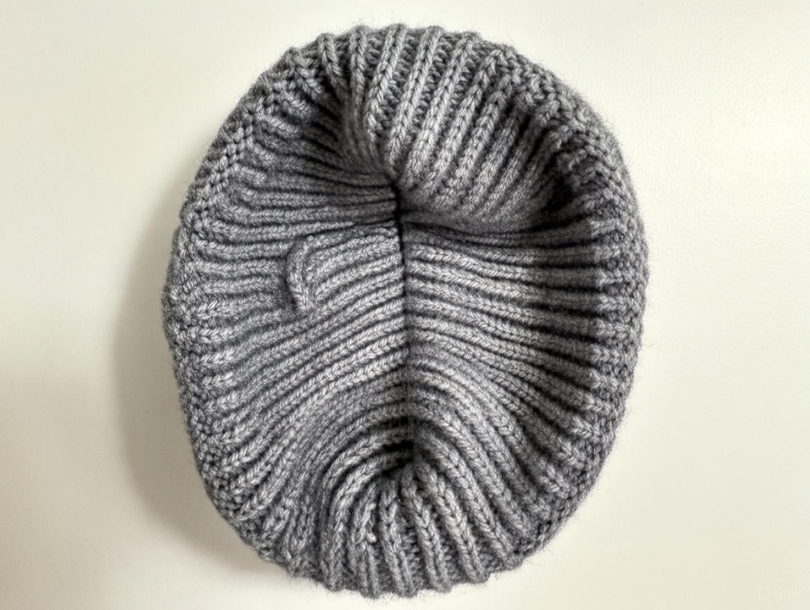 ALL NEW! Cuffed Fullshred Beanie -Grey/Black